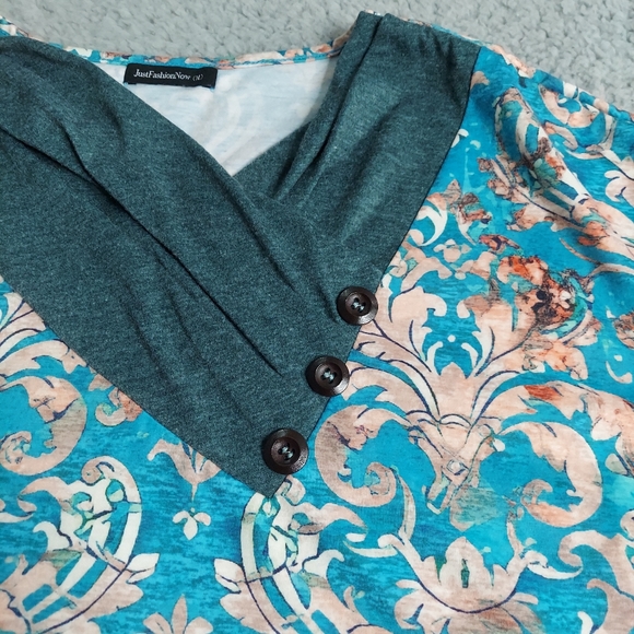 Just Fashion Pullover Top M Blue Paisley Mock Button Collar Soft Cozy Pullover - Picture 3 of 13